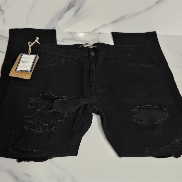 Denim&Co Denim - NWT - Women's Black Distressed/Ripped Jeans - Sz 12